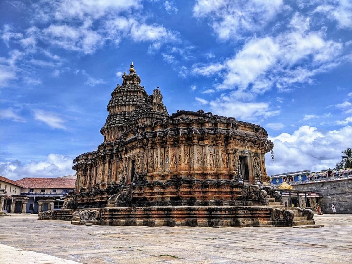 Book reliable cabs from Mangalore to Sringeri - Mangaluru Taxi