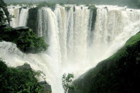 Best Waterfalls in Karnataka to Visit by Cab - Mangaluru Taxi