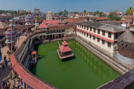 Udupi Sri Krishna Temple - Mangaluru Taxi